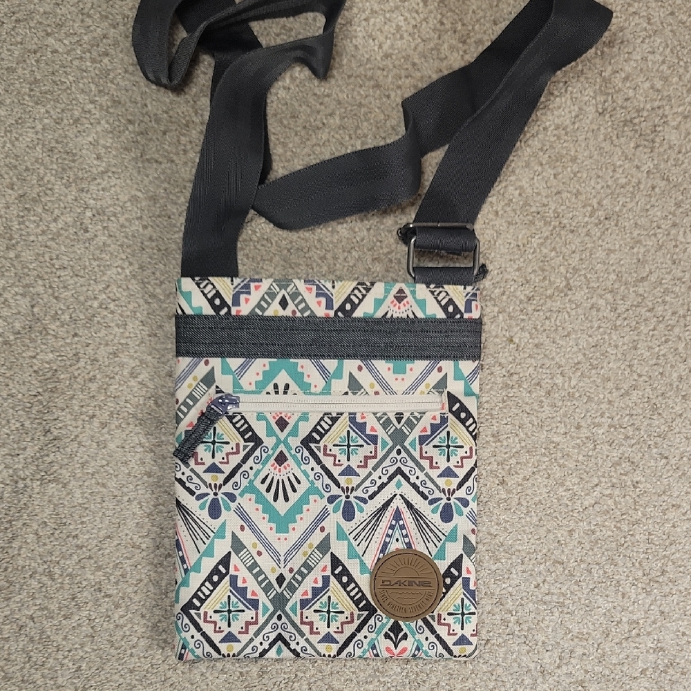Dakine Multicolor Geometric Crossbody Bag
